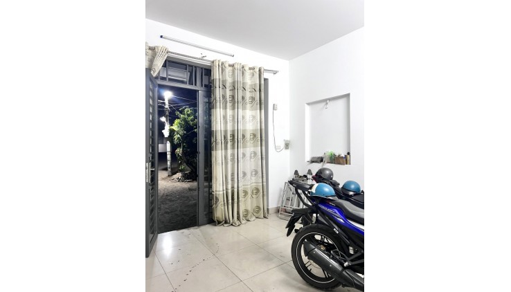 Bán Nhà 2 Tầng Hẻm Xe Hơi 62m2_4.4*15 Gần Phạm Văn Đồng Linh Đông Thủ Đức Chỉ 4 tỷ Nhỉnh Giá Rẻ